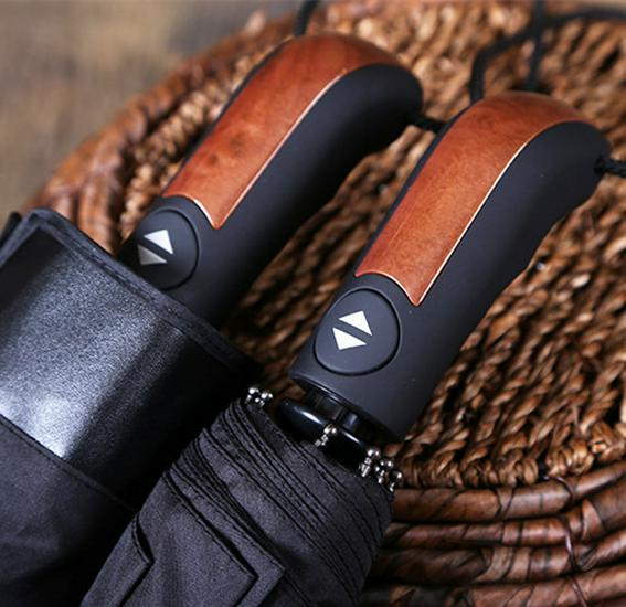 Automatic 10-Rib Black Glue Sunscreen Umbrella with Curved Handle, Compact Three-Fold Design, Custom Logo Available