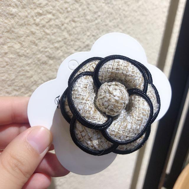 Retro Fabric Camellia Flower Pin Brooch Cloth Art Pearl Long For Women Needle Pin And Brooches Scarf Buckle Jewelry AccessoriesRetro Jewelry