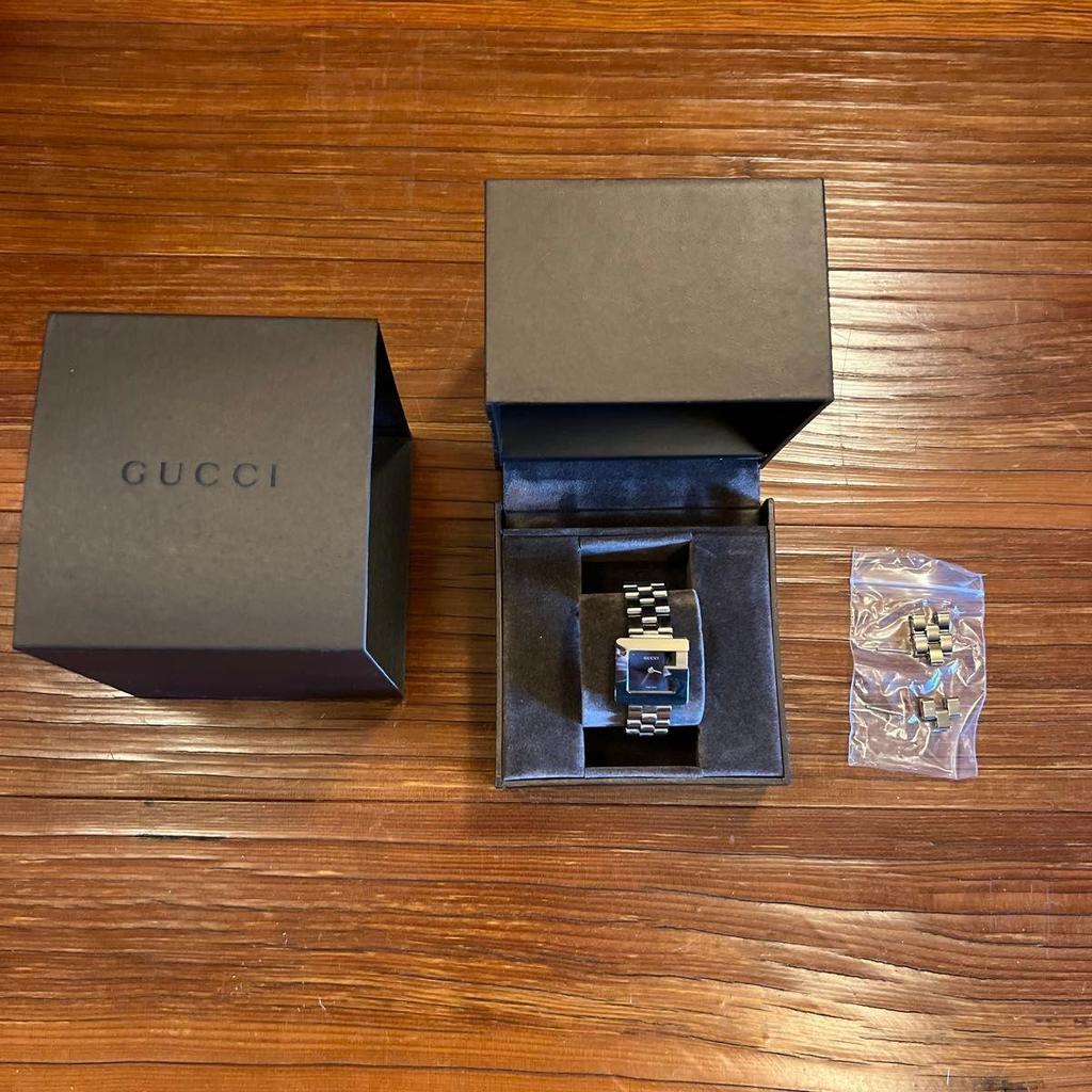 Used GUCCI watch Gucci watch