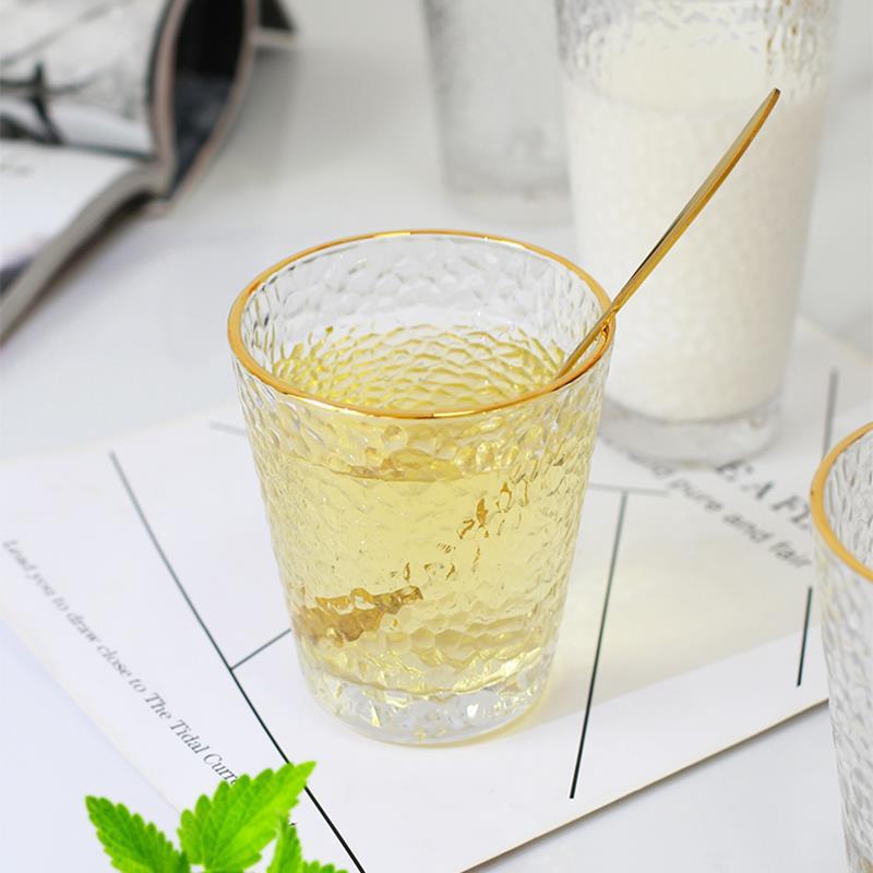 330ml 4ks sada pivní sklenice se zlatým okrajem, domácí japonský styl, kladívkový vzor, průhledný žáruvzdorný čajový šálek