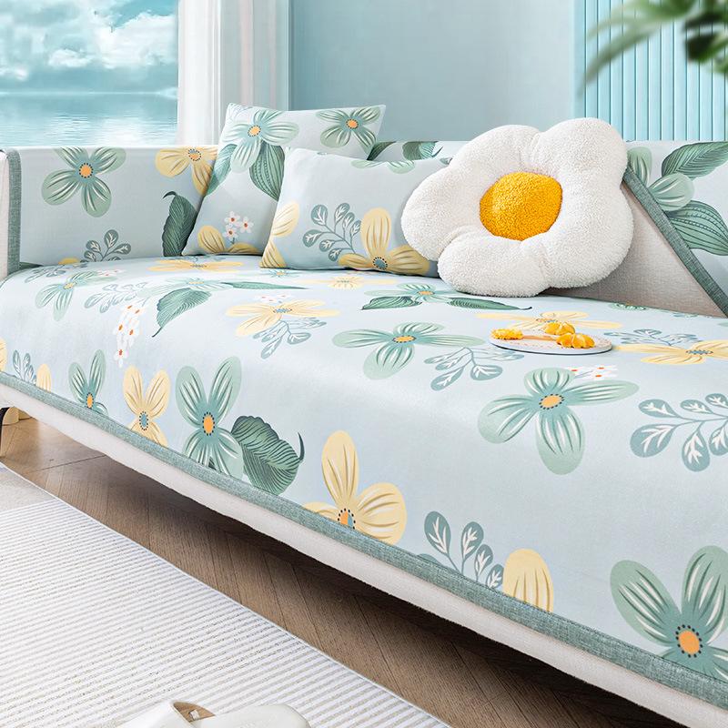 

Cool Sofa Cushion, Summer Ice Silk, Breathable, Non-Slip And Dirt-Resistant, Small Fresh Ice Cushion, One-Piece Cover, Anti-Cat Scratch 70*70cm