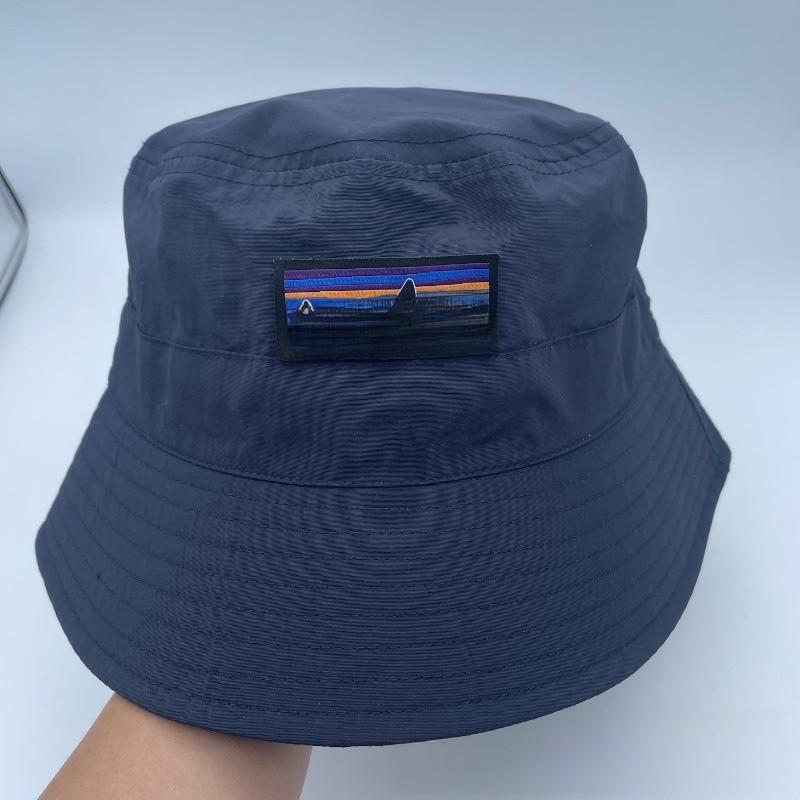 

Summer Fisherman Hat With Wide Brim And Breathable Nylon For Sun Protection And Travel темно-синього кольору