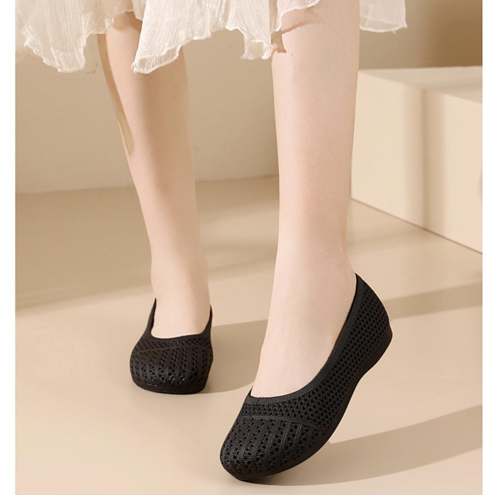 Été Nouveau Style Bout Perforé Creux Sandales Antidérapantes à Porter Chaussures Blanches Respirantes pour l'Extérieur, Chaussures de Plage Polyvalentes à Semelle Plate