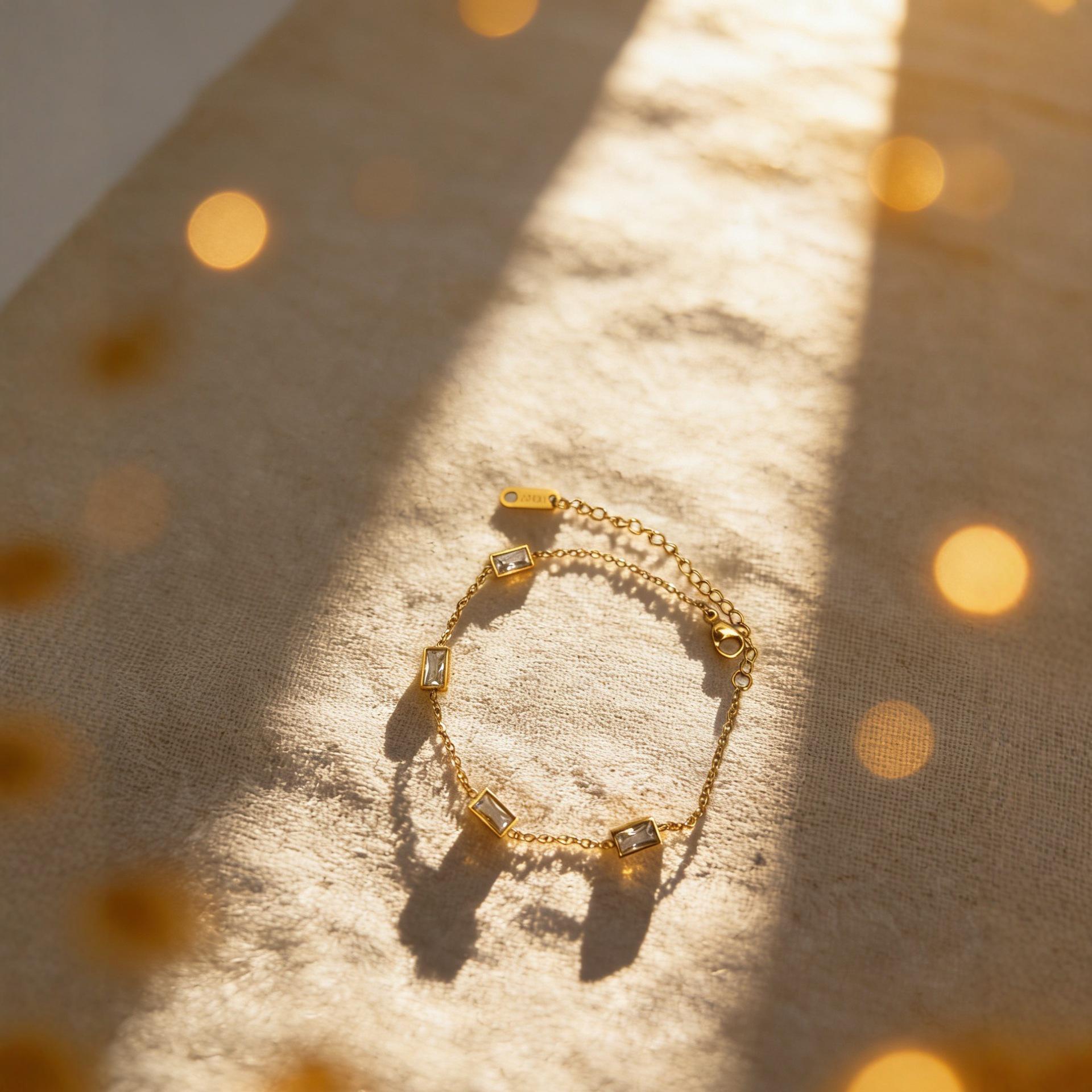 Роскошный набор: браслет и колье из нержавеющей стали с инкрустацией цирконами