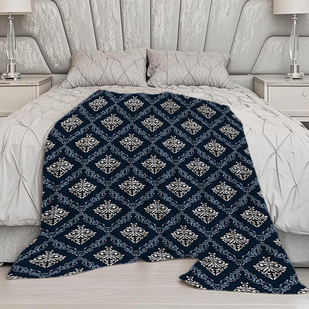 Patterned Bed Blanket Microfiber Flannel Cover Blanket Bedroom Living Room Sofa Soft And Comfortable Home Decoration