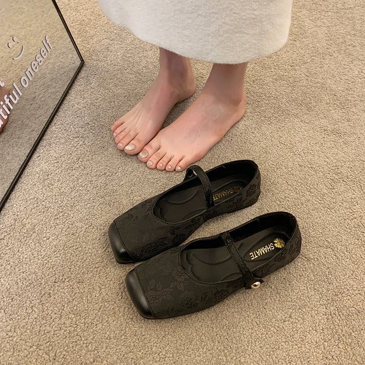 Ladies Footwear Slip-on Square Toe Women's Flat Gothic Shoes Retro Casual Korean 2025 New Stylish Deals Sale Offers Cotton in 39