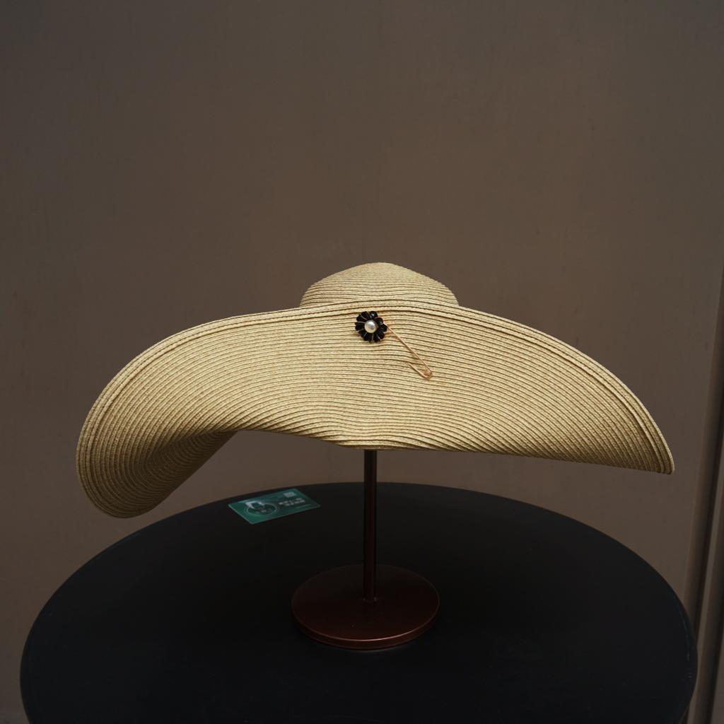 French Elegant Small Fragrance Retro Big Brim Travel Vacation Sun Protection Beach Straw Hat Women'S Summer Sunshade Seaside Sun Hat