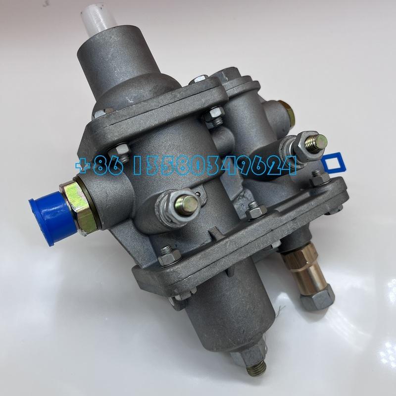 803004037 Wheel Loader parts oil water separating valve oil water separator 4120000084 for 936 ZL50G