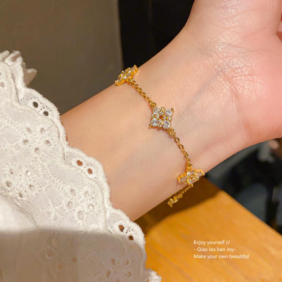 Fashion Floral Zircon Pendant Bracelet For Women Summer