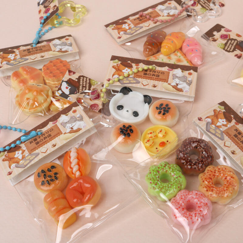Mini Dessert Random Keychain (24 types)