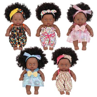 Muñecas y Peluches – Muñecas
