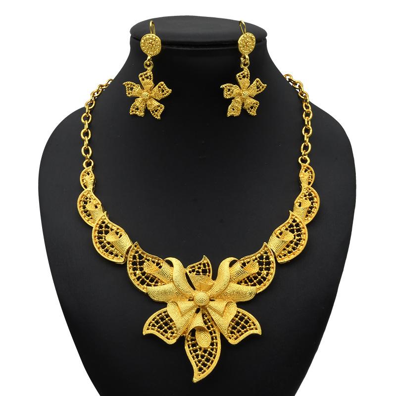 Two-Piece 24K Gold-Plated Alloy Dubai Bride Necklace Earrings Set Indian-Saudi Arabian Women's Wedding Gift for Party Occasions