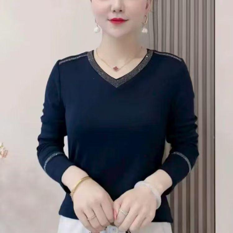 V-neck Rhinestone Long Sleeve Warm Shirt - Belly Covering & Age Reducing Mother's Base Layer 