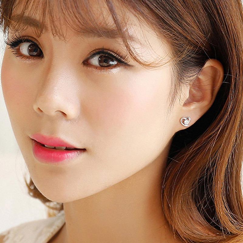 Ear jewelry Women's soft heart-shaped silver-plated stud earrings jewelry