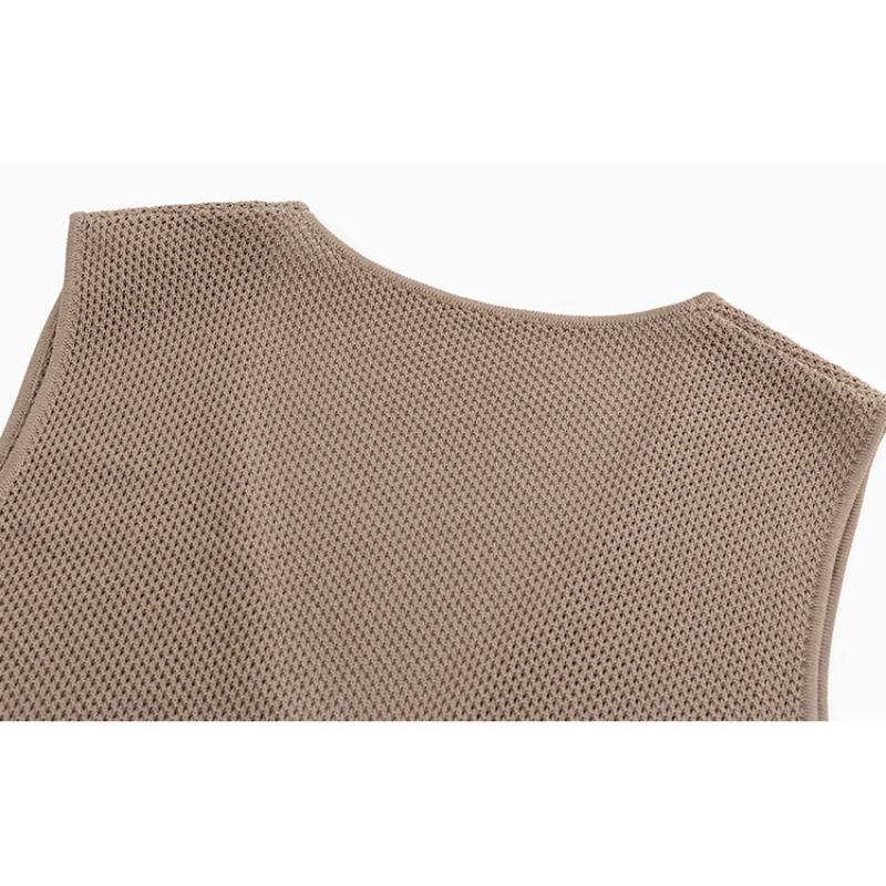 Plus Size Women's V-neck Hollow Out Sleeveless Tops Early Autumn Loose Knit Vest