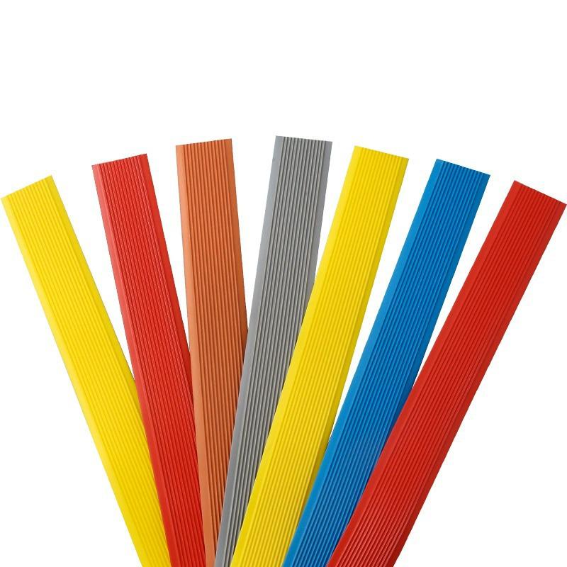 Samoprzylepna listwa krawędziowa ze antypoślizgowego PVC na stopnie schodów dla przedszkoli