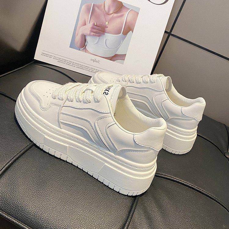 

Little white shoes women s 2025 spring new Korean version student versatile muffin thick sole heightening fashion Internet celebrity casual board shoe 40