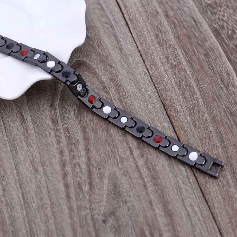 Elegantes Magnetarmband aus Titanstahl für Männer und Frauen mit gesundheitlichen Vorteilen