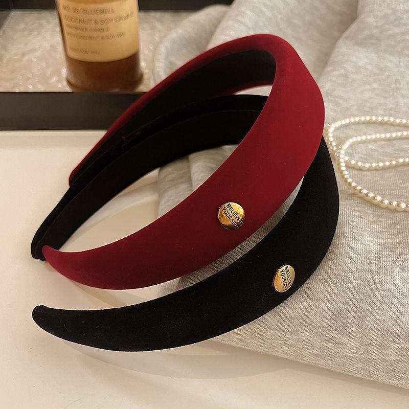Red Velvet Wide Headband Women High Cranial Top Hair Hoop Elegant Versatile Outdoor Pressure Hair Band Autumn Winter Fashion Hair Accessories