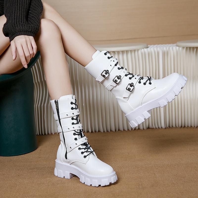 Thick-soled Martin Boots Women's Autumn and Winter New Round Head Belt Buckle Locomotive Boots Velvet Women's Boots