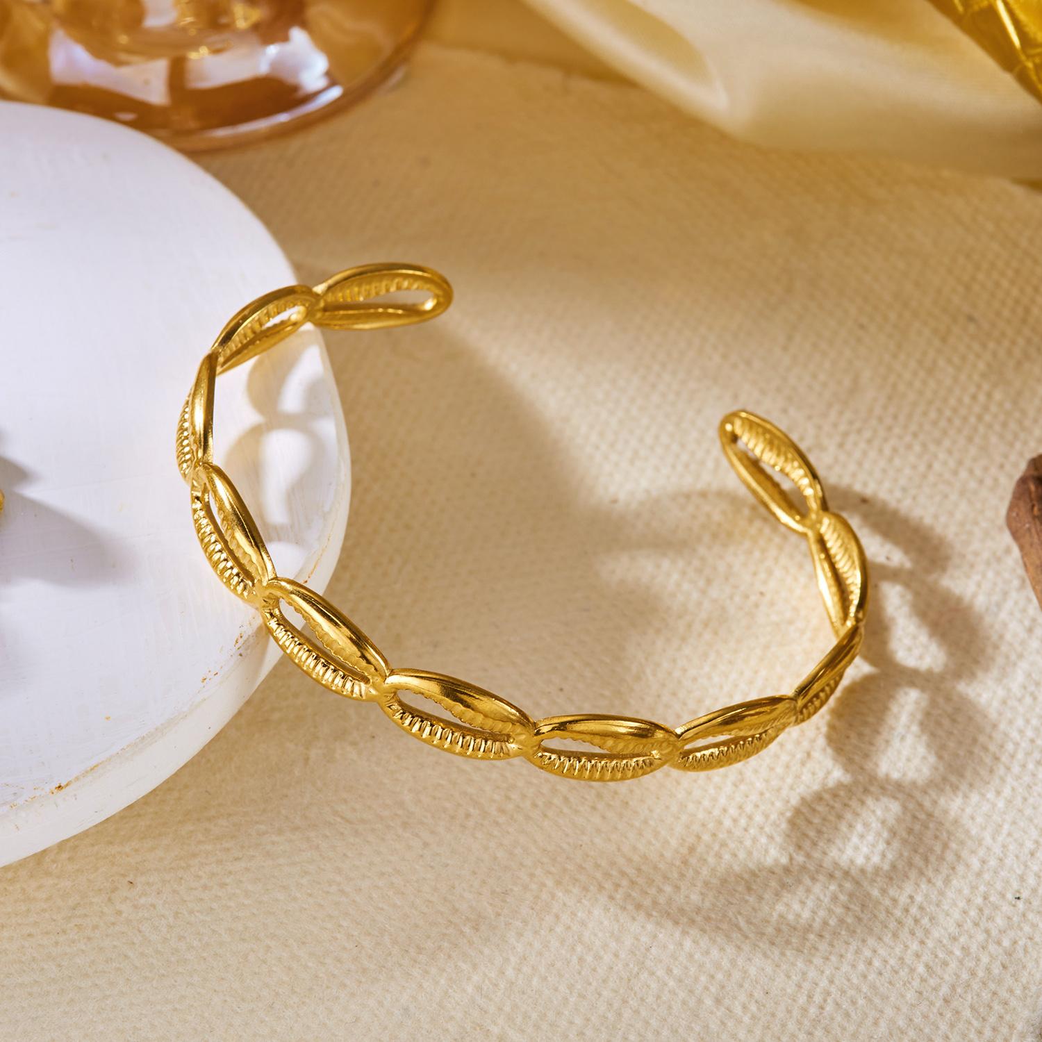 

Minimalist Fish Starfish Stainless Steel Cuff Bracelet Set for Women Bohemian Shell Conch Open Wrist Bangle Party Jewelry Gift