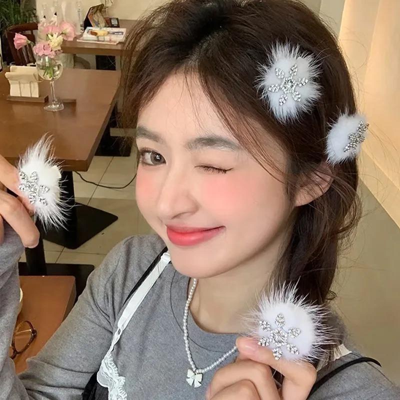 Plush Snowflake Hair Clips Korean High-end Side Hairclips Christmas Atmosphere Accessories Fried Dough Twists Braid Hair Clip