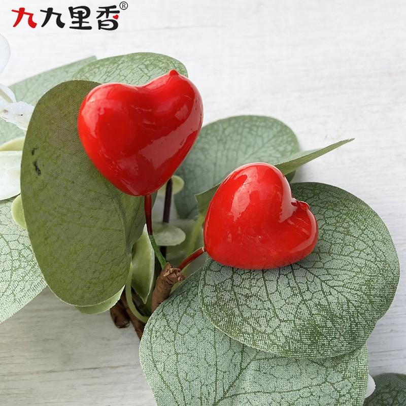 Valentines Day Heart-Shaped Candle Wreath With Eucalyptus Leaves Fabric Floral Decor Wedding Party Home Photography
