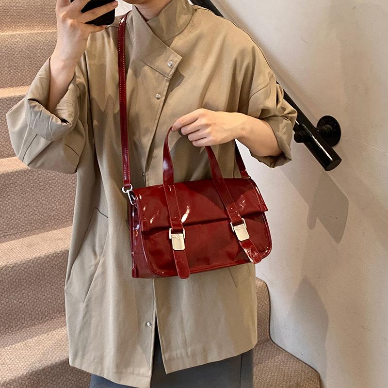 Large Capacity Bag Women's Versatile New Casual Shoulder Messenger Bag Portable Commuter Bag