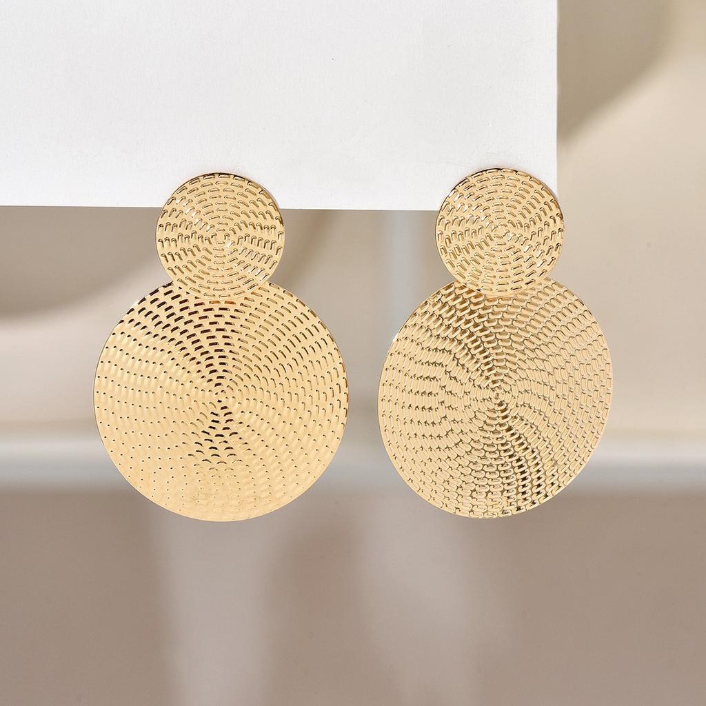 Exaggerated Round Big Earrings Fashion Personality Temperament Geometric Retro Cold Wind Advanced Sense Stud Earrings Women