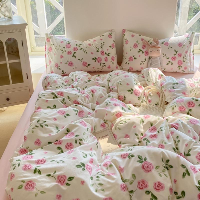 Bedding Four-piece Set Printed Skin-friendly Water Wash Sheets Quilt Cover Pillowcase Set