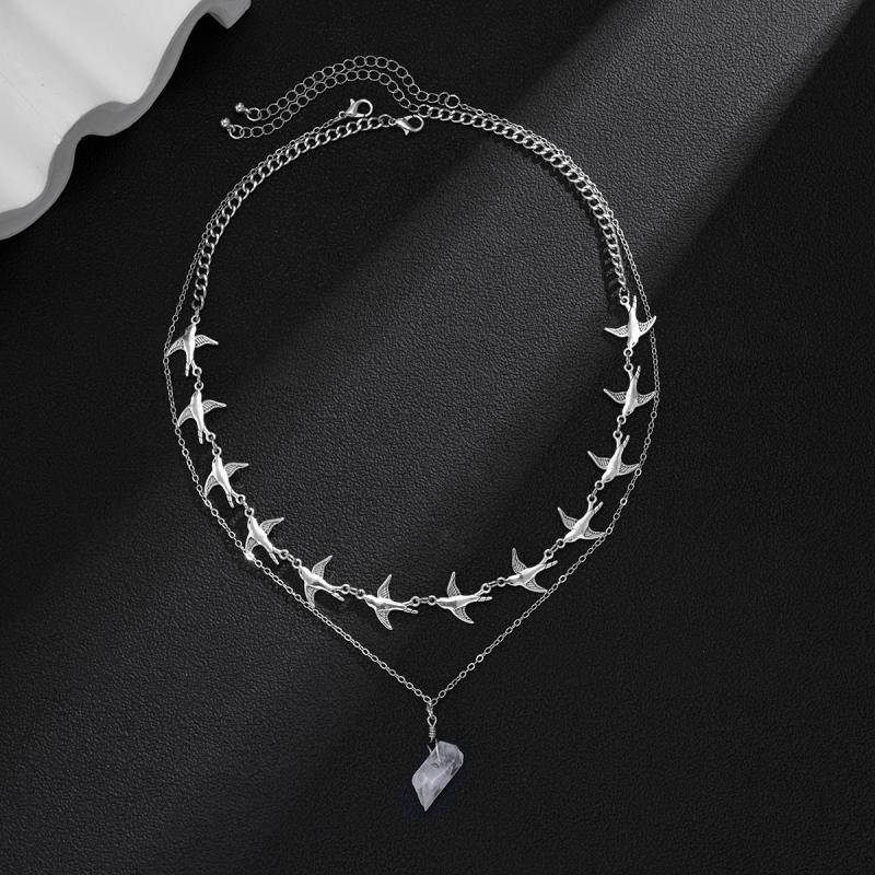 Stainless Steel Hollow Flame Heart-Shaped Necklace For Man Woman Punk Metal Collar Necklace Luxury Hip Hop Jewelry Accessories