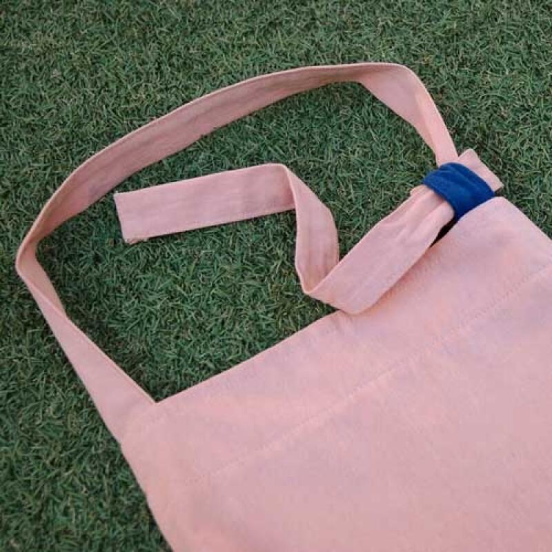 

Pink ring-shaped apron