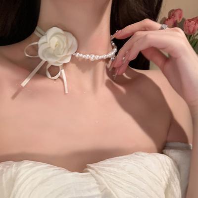 Fransız Retro Abartılı İnci Flama Kumaş Çiçek Kolye Kadın Kişilik Mizaç Moda Çok Yönlü Boyun Zinciri Köprücük Kemiği Zinciri