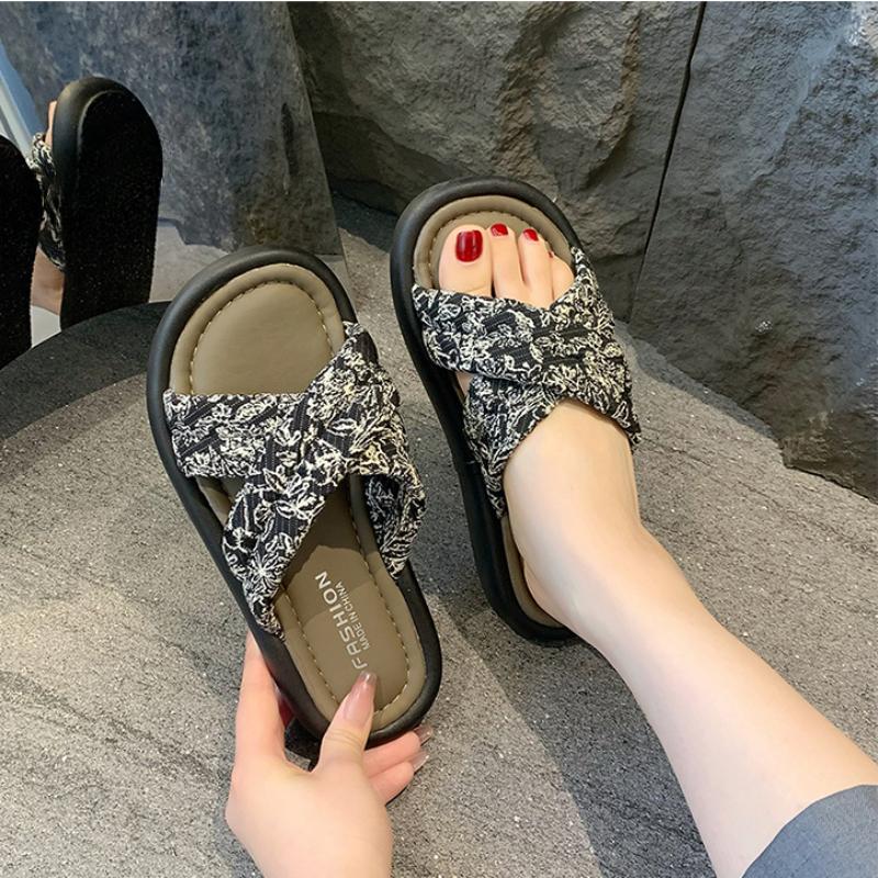 Fashion New Design Summer Woman Sandals Fashion Open Toe Soft Sole Flats Ladies Beach Shoes Zapatillas De Mujer