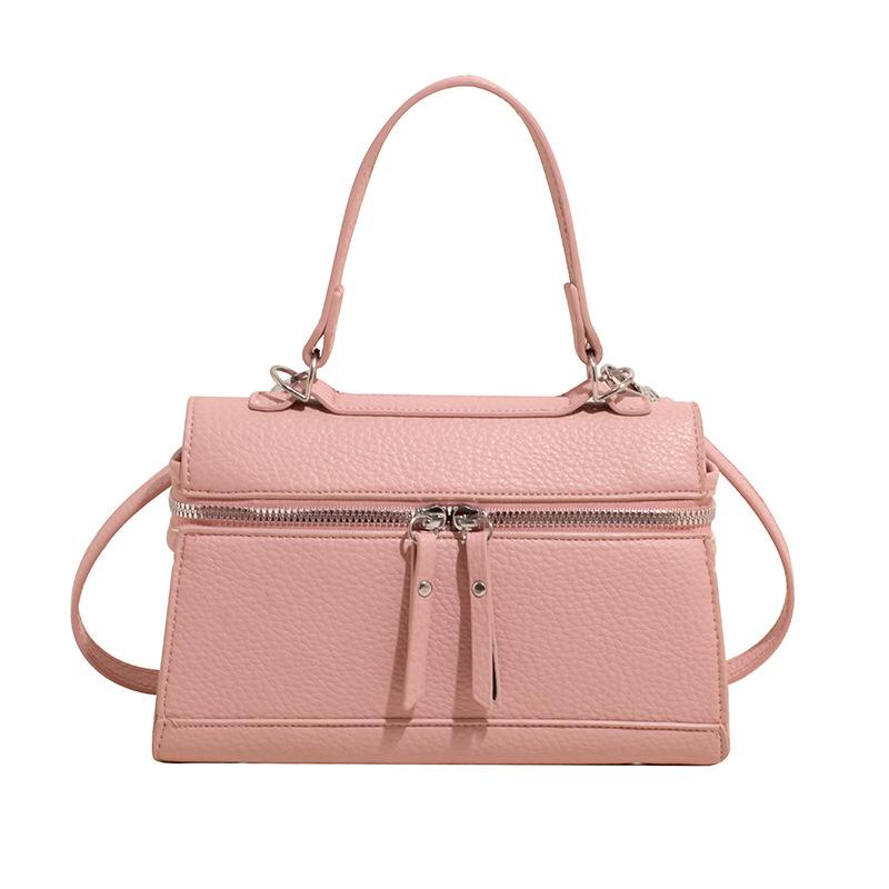 2025 spring and summer new fashion temperament simple style portable small square bag Korean version women's commuting advanced sense messenger bag