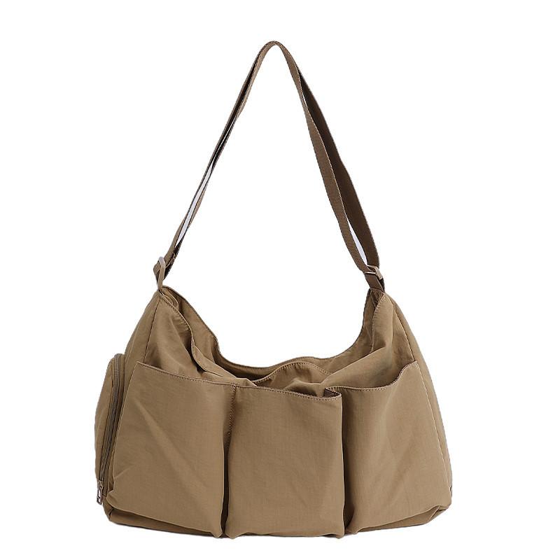 Fashionable Large Capacity Tote Bag With Zipper Closure For Everyday Wear