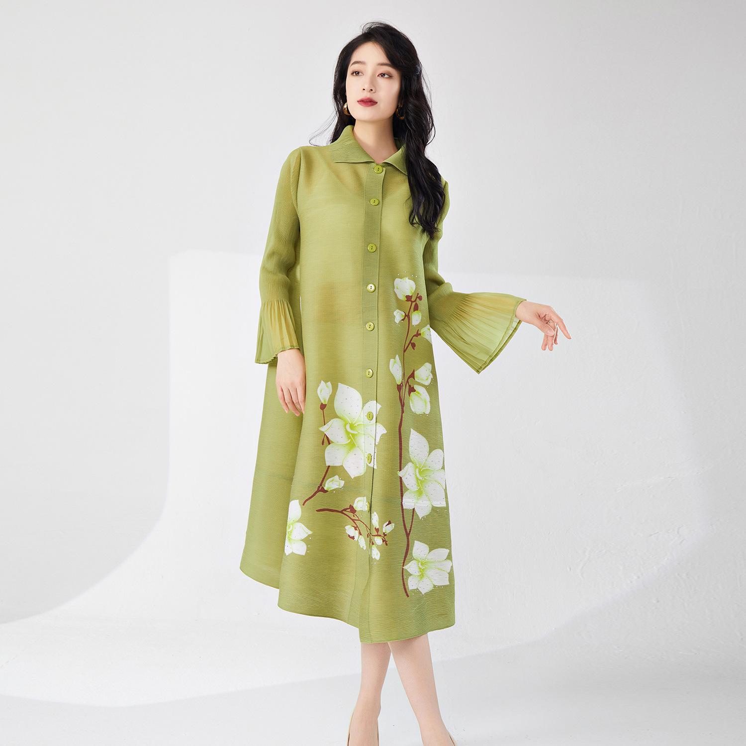 

Элегантное летнее платье с отложным воротником и плиссировкой для женщин больших размеров: Омолаживающий свободный крой для матерей среднего возраста One Size зелёный