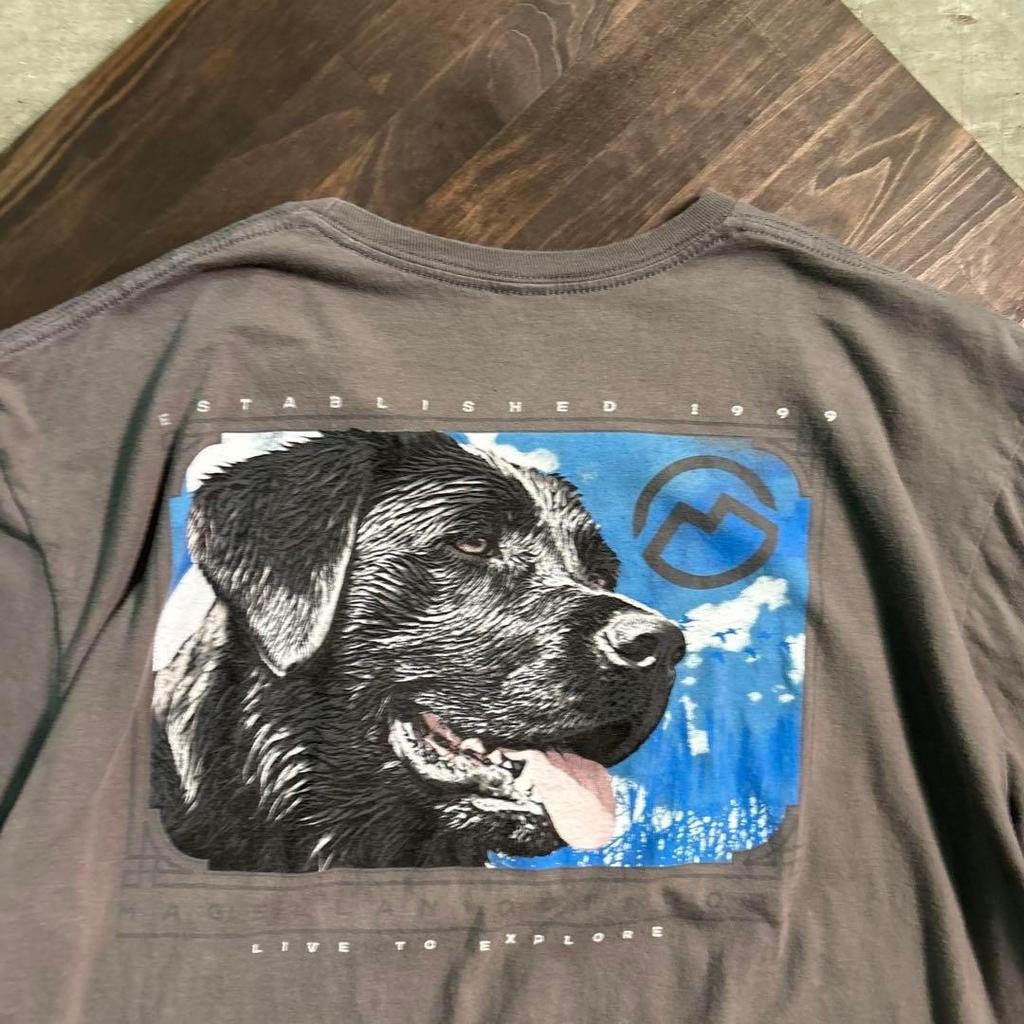 [USED] 7TSM2 MAGELLAN Dog Back Print Short Sleeve T-shirt, Used Clothing