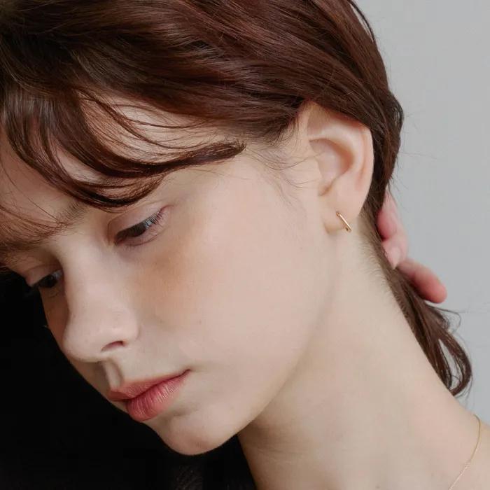 14k Simply Line hoop earrings