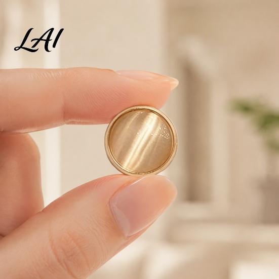Safety Button Pin 2Pcs Faux Pearl Magnetic Clothes Button Fake Cat Eye Stone Brooch No Sew for Shirts Scarf Shawl Clothing Decorative
