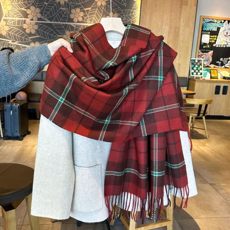 New version of high-value thick-line plaid scarf, winter outdoor cold-proof neck protection, warm, thickened soft contrasting scarf