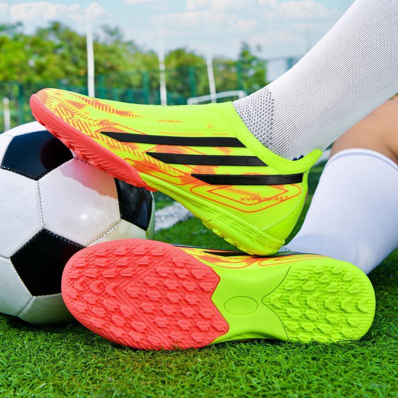 Unisex Low-Top Football Shoes with AG Studs for Artificial Turf - Ideal for Training and Competition