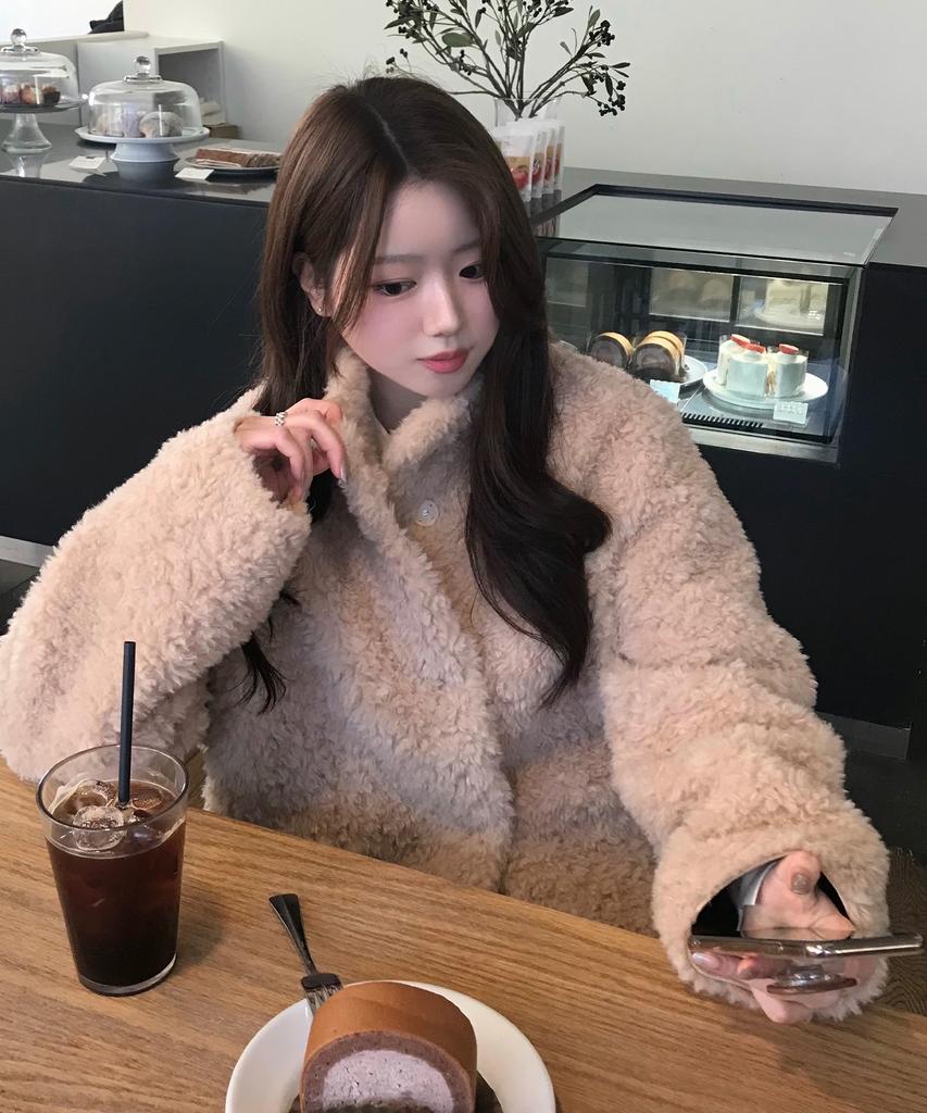 MIND BRIDGE WOMEN [W] Shearling Half Fur Coat - 2 Colors