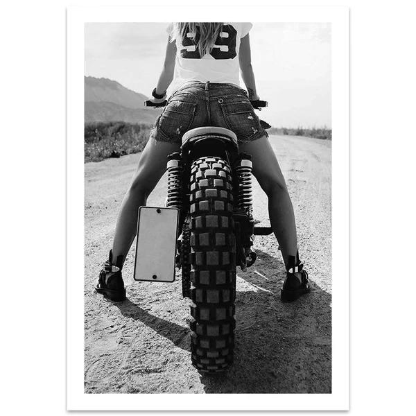 Sexy Women Posters Bad Girl Black and White Print Canvas Paintings Wall Art For Modern Pop Room Home Decoration Pictures Mural