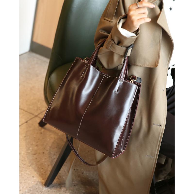 Light Luxury Retro Leather Women's Bag Autumn and Winter New Top Layer Vegetable Tanned Leather Large Capacity Tote Bag Women's Shoulder Bag