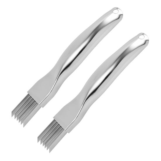 

Слайсер и измельчитель для лука с 6 лезвиями из нержавеющей стали, овощерезка для соломки, многофункциональный кухонный инструмент с защитной крышкой и нескользящим основанием 2pcs