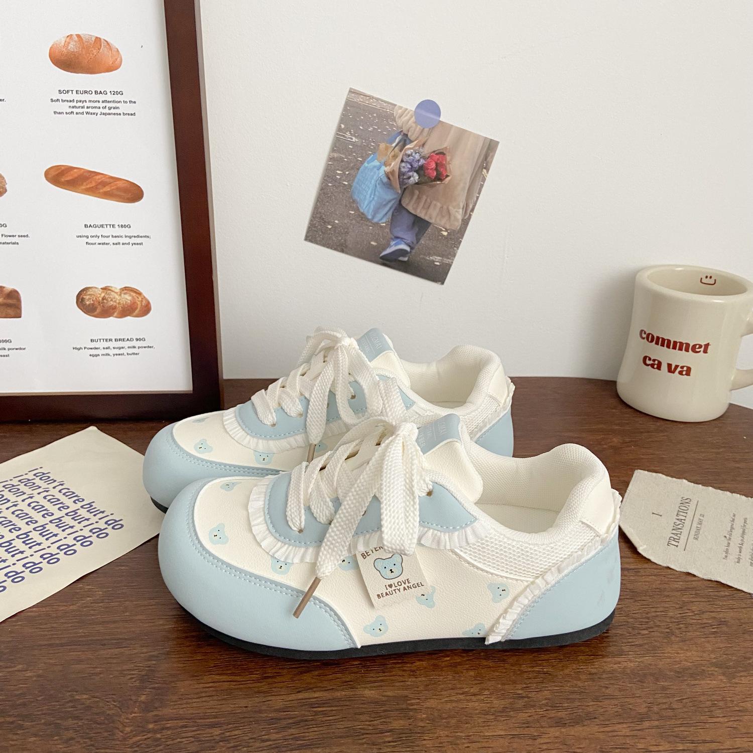 

2025 summer new bear versatile little white shoes female ins tide student flat casual sports moral training board shoes autumn 40