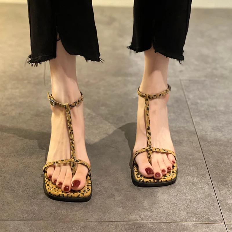 Fashion High Heel Sandal For Women Med Suit Female Beige Summer Shoes Cross-shoes High-heeled Medium Black Block Girls 2024 Fashion New