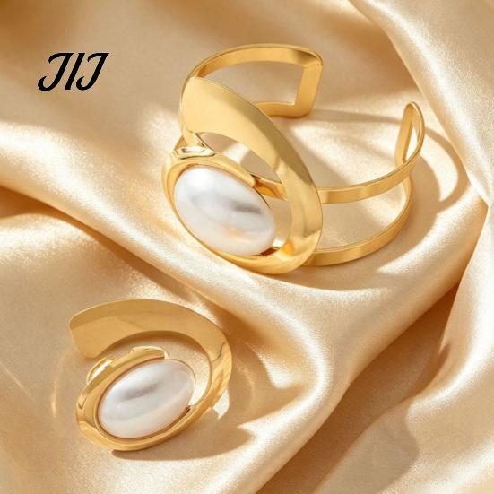 Golden Plated Jewelry Se 2Pcs Faux Pearl Bangle And Ring Set, Geometric Open Bracelet Daily Wear & Ring, Minimalist Statement for Party Oval