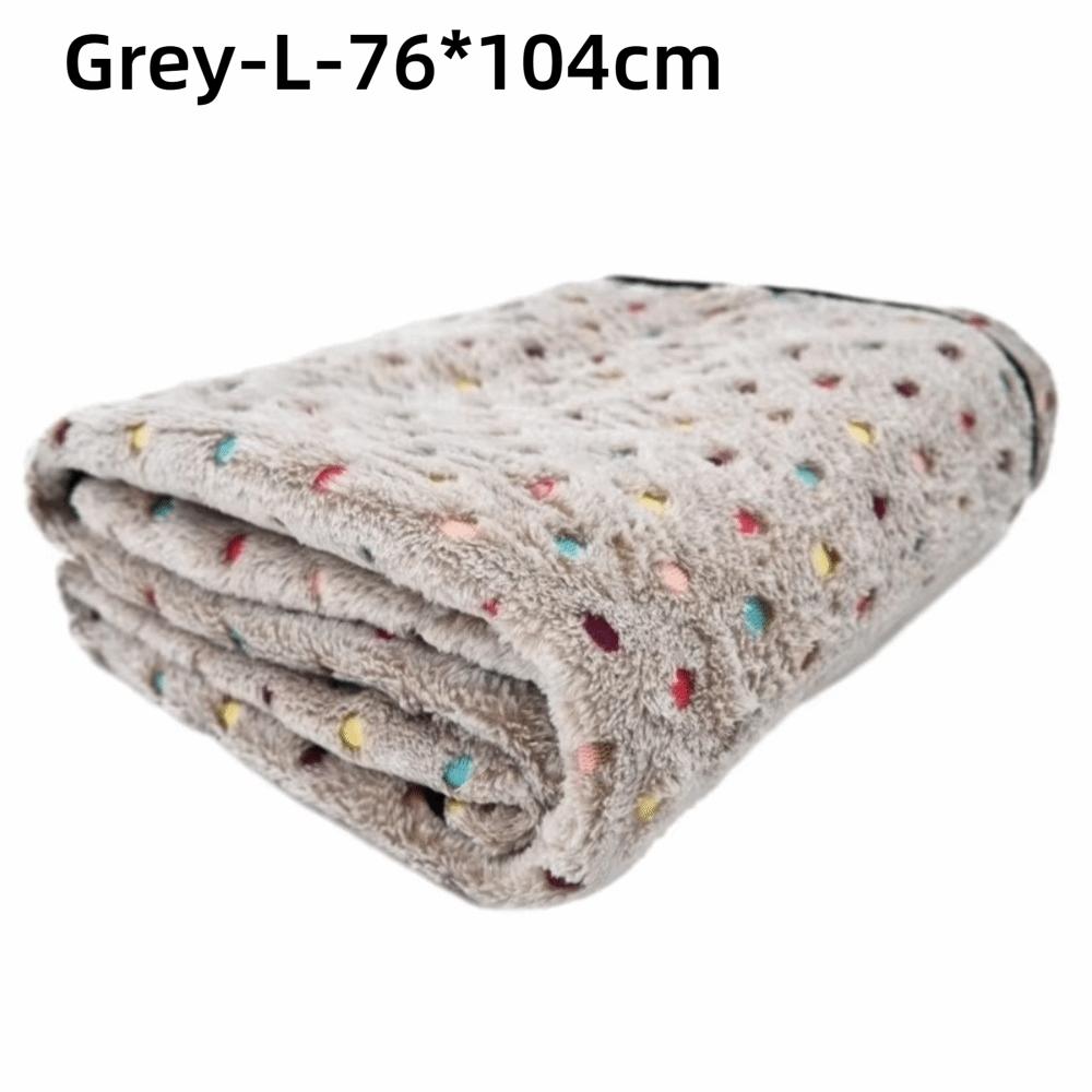 Portable Ultra-Soft Pet Bed Blanket Cute Dot Pattern Cozy Warm Pet Pad Machine Washable Breathable Dog Blanket for Dog/Cat
